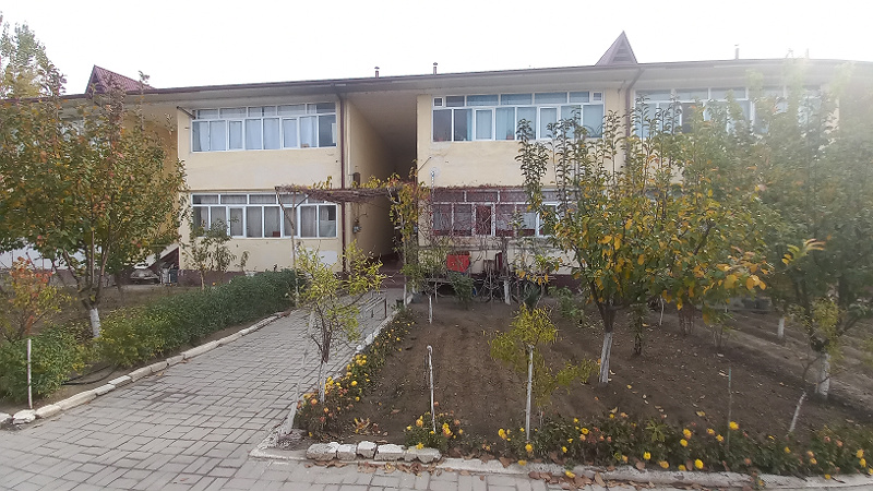 Фото лота: Квартира в многоэтажном доме, фото 1 из 8
