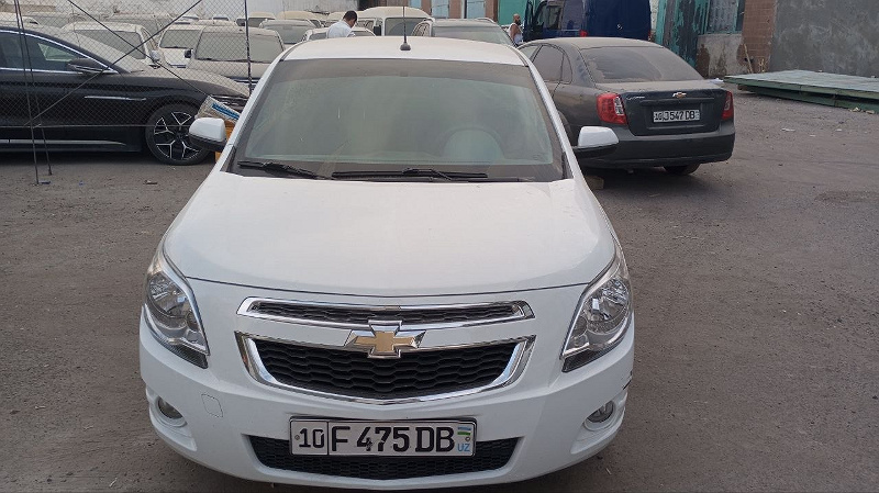 Фото лота: CHEVROLET COBALT, фото 1 из 11