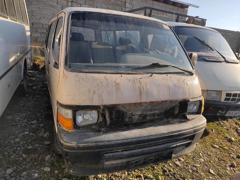 Фото лота: TOYOTA HIACE, фото 1 из 8