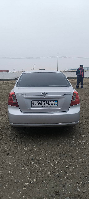 Фото лота: LACETTI SX, фото 7 из 8