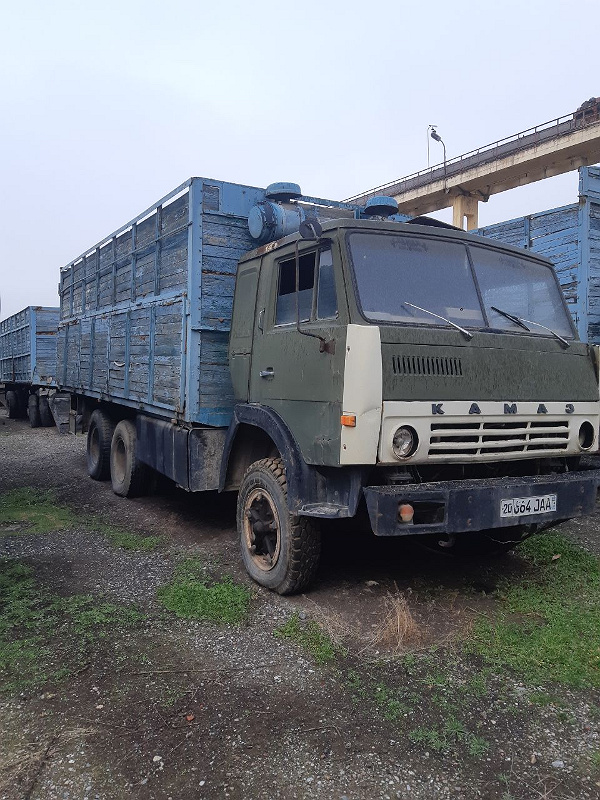 Фото лота: KAMAZ 53212, фото 4 из 6