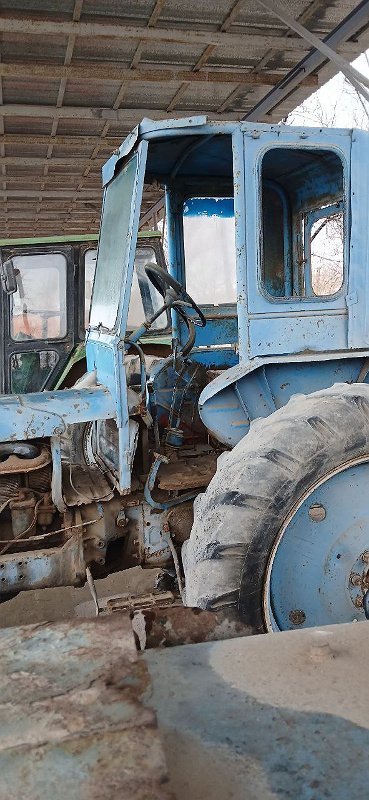 Фото лота: Traktor T-28X4MC, фото 6 из 6