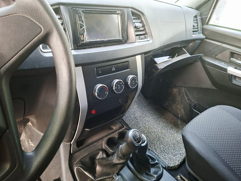 Фото лота: UAZ UAZ 3163 185, фото 20 из 25
