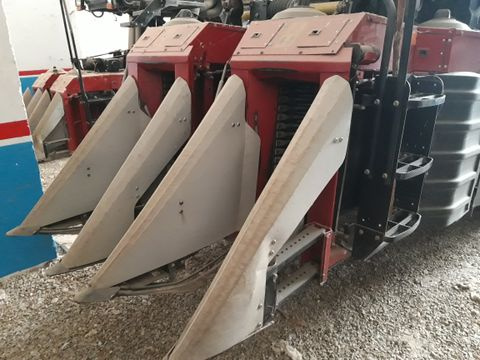 Фото лота: Traktor / Paxta terish mashinasi, фото 10 из 10