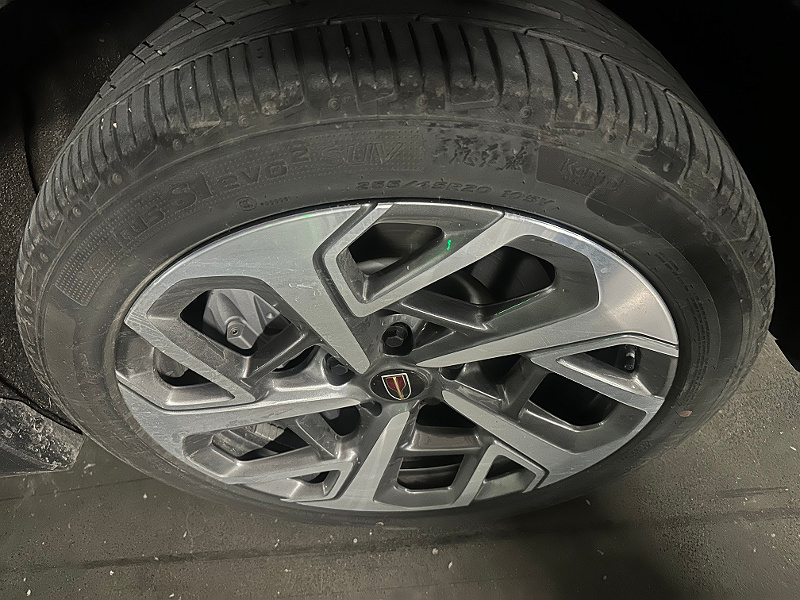 Фото лота: HONGQI HS7 FLAG AWD, фото 3 из 12