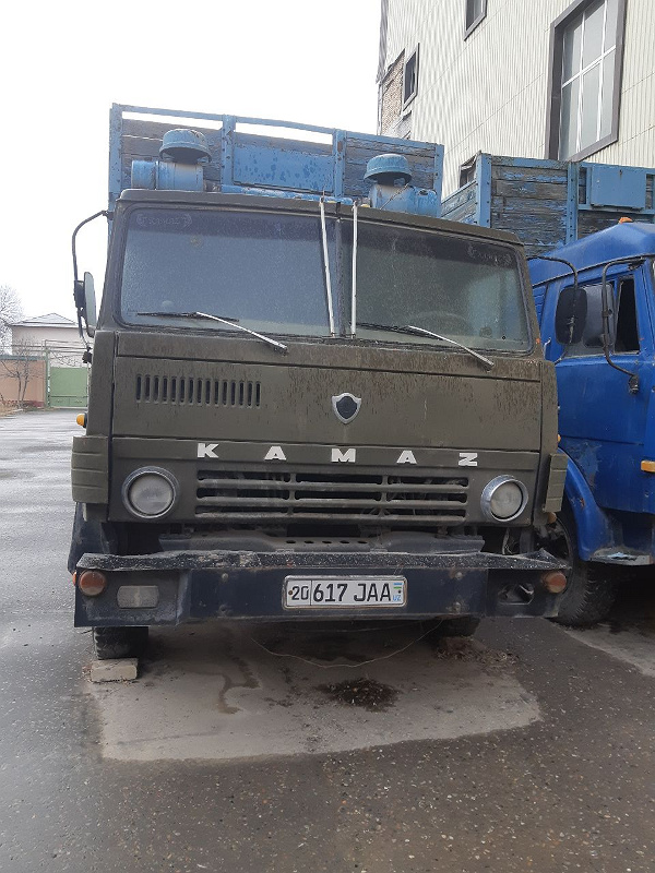 Фото лота: KAMAZ 53215, фото 1 из 6