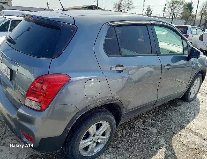 Фото лота: CHEVROLET TRACKER, фото 9 из 10