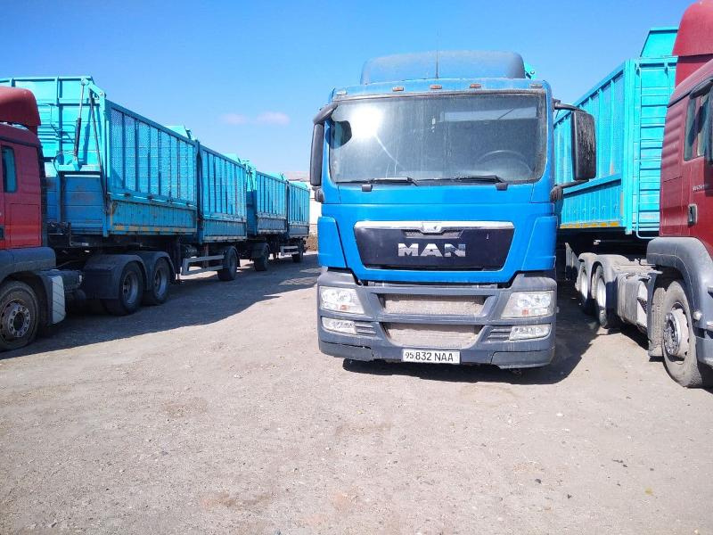 Фото лота: 1).MAN TGS 26.400 6x4 BLS, 2). MAKINSAN, 3). MAKINSAN, фото 3 из 8