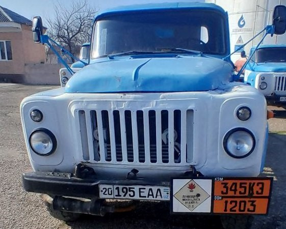 Фото лота: GAZ 52 20195EAA, фото 1 из 7