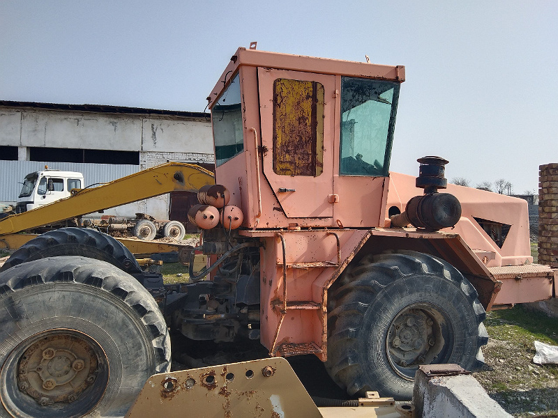 Фото лота: K-704 TRAKTOR, фото 2 из 4