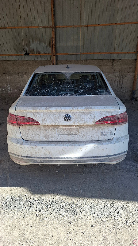 Фото лота: VOLKSWAGEN BORA, фото 1 из 13