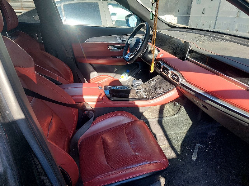 Фото лота: Jetour X70 Plus Full Vehicle, фото 3 из 10