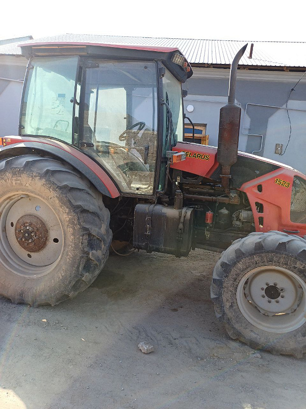 Фото лота: Traktor Belarus-1523 Omoch Multi -Master 123, фото 2 из 6