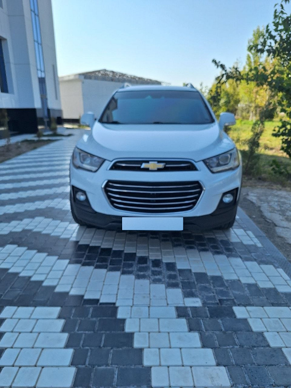 Фото лота: CHEVROLET CAPTIVA, фото 1 из 9