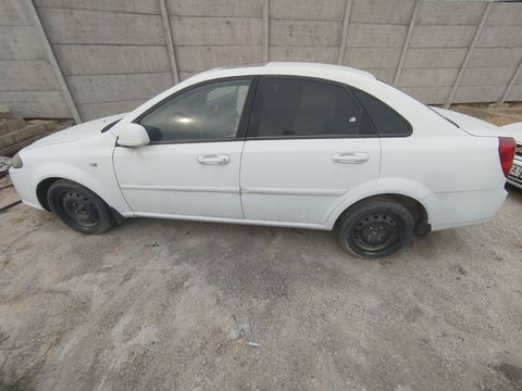 Фото лота: CHEVROLET LACETTI, фото 9 из 10