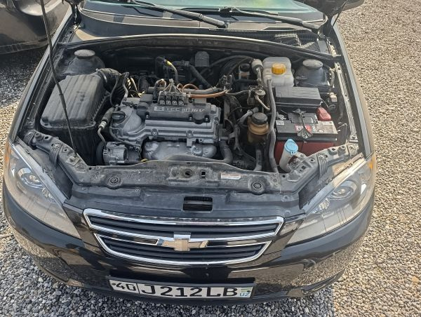 Фото лота: Chevrolet LACETTI, фото 8 из 9