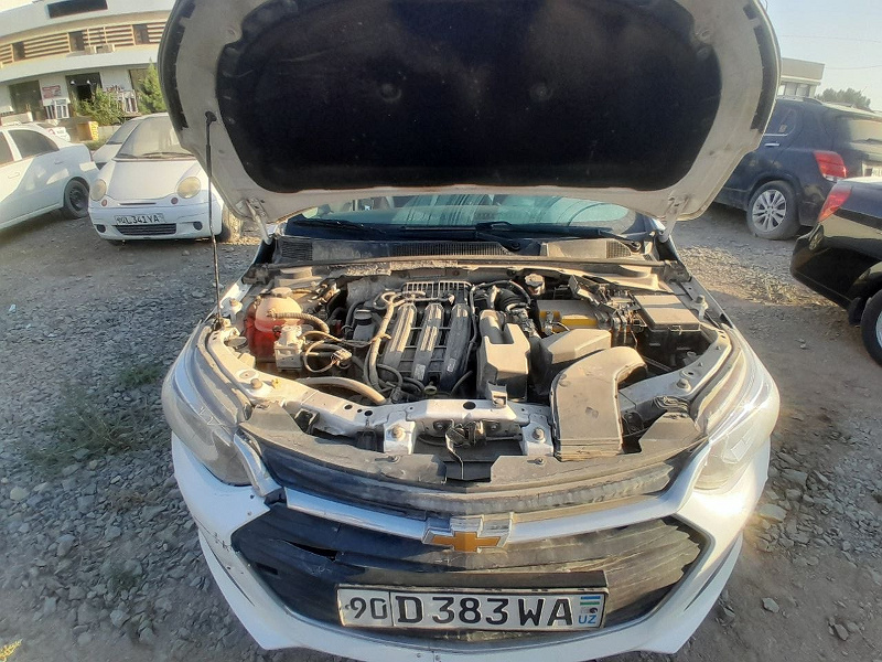 Фото лота: Chevrolet ONIX, фото 13 из 15