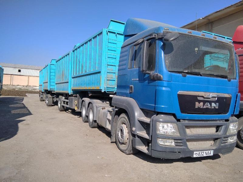 Фото лота: 1).MAN TGS 26.400 6x4 BLS, 2). MAKINSAN, 3). MAKINSAN, фото 8 из 8