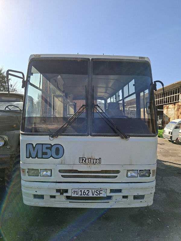 Фото лота: MIDIBUS M50, фото 1 из 5