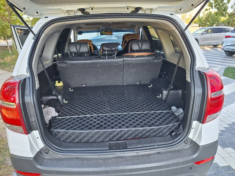 Фото лота: CHEVROLET CAPTIVA, фото 3 из 9