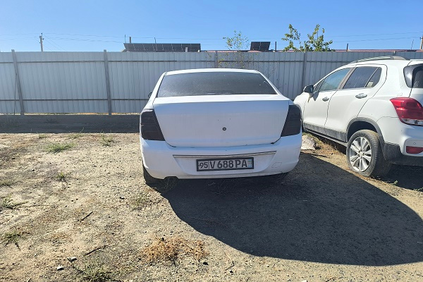 Фото лота: CHEVROLET COBALT, фото 3 из 8