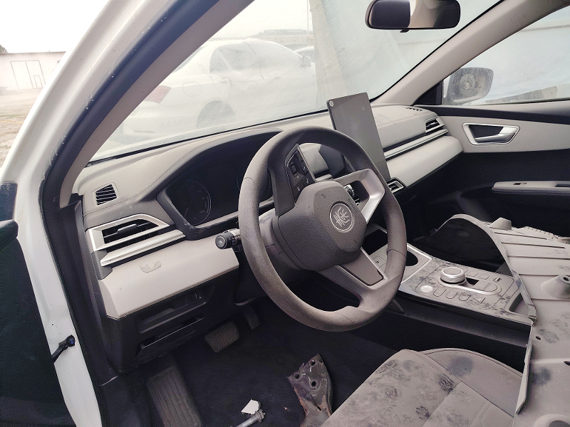 Фото лота: BYD QIN EV STANDART, фото 1 из 7