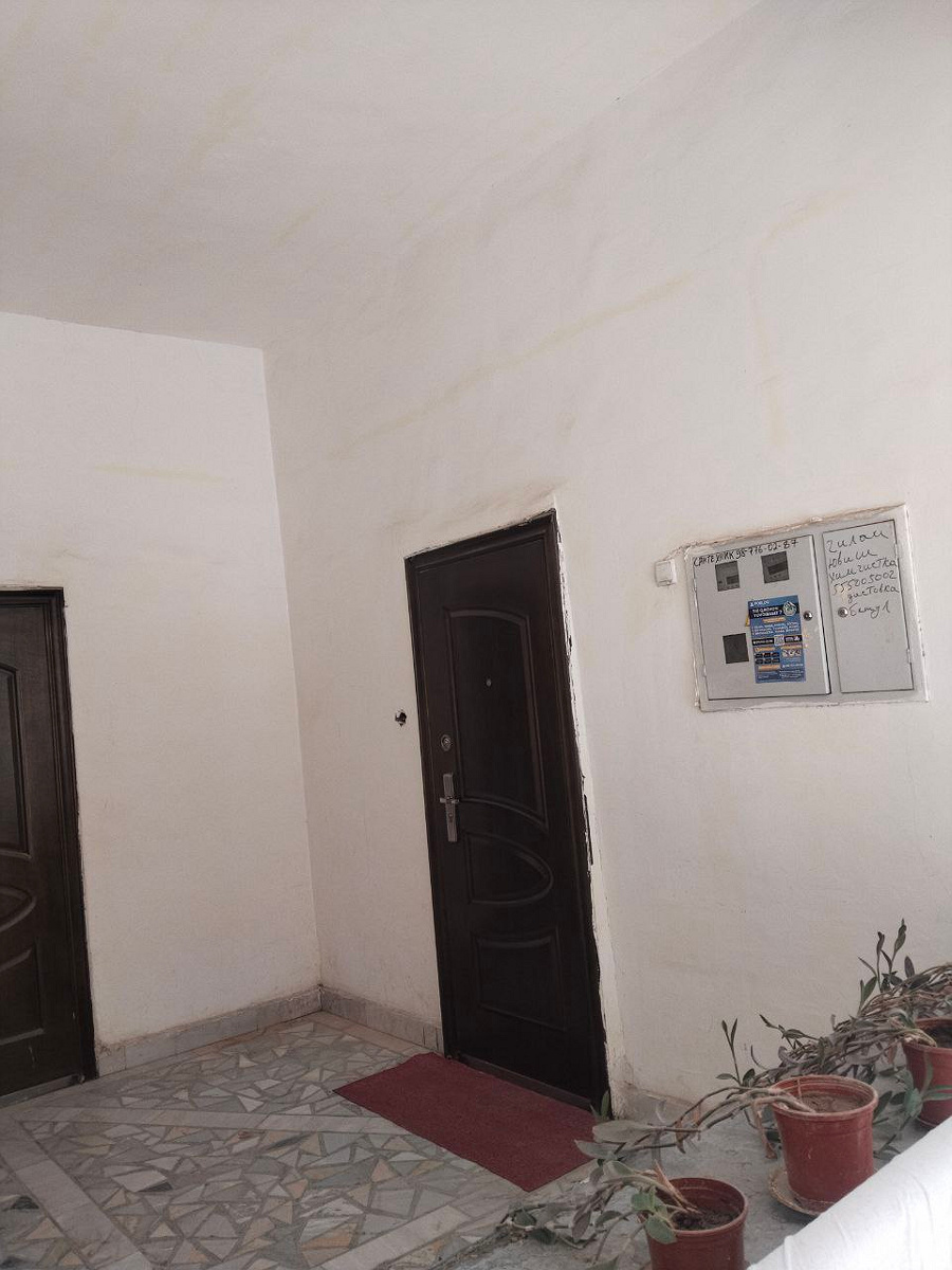 Ko`p qavatli uydagi xonadon