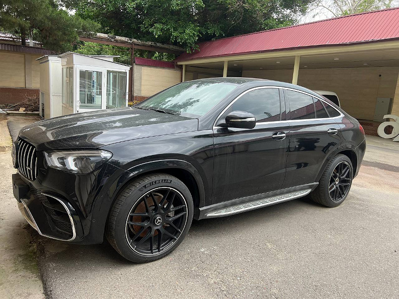 Фото лота: MERSEDES BENZ GLE 450, фото 2 из 7