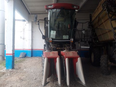 Фото лота: Traktor / Paxta terish mashinasi, фото 1 из 8