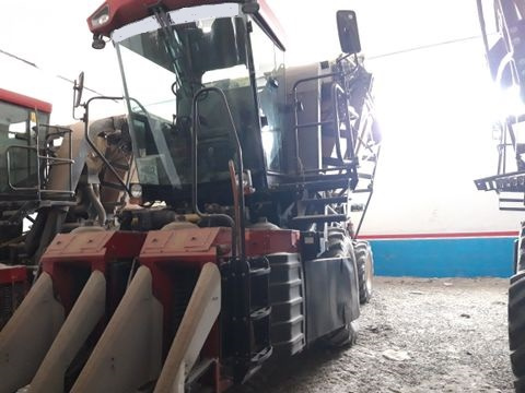 Фото лота: Traktor / Paxta terish mashinasi, фото 5 из 10