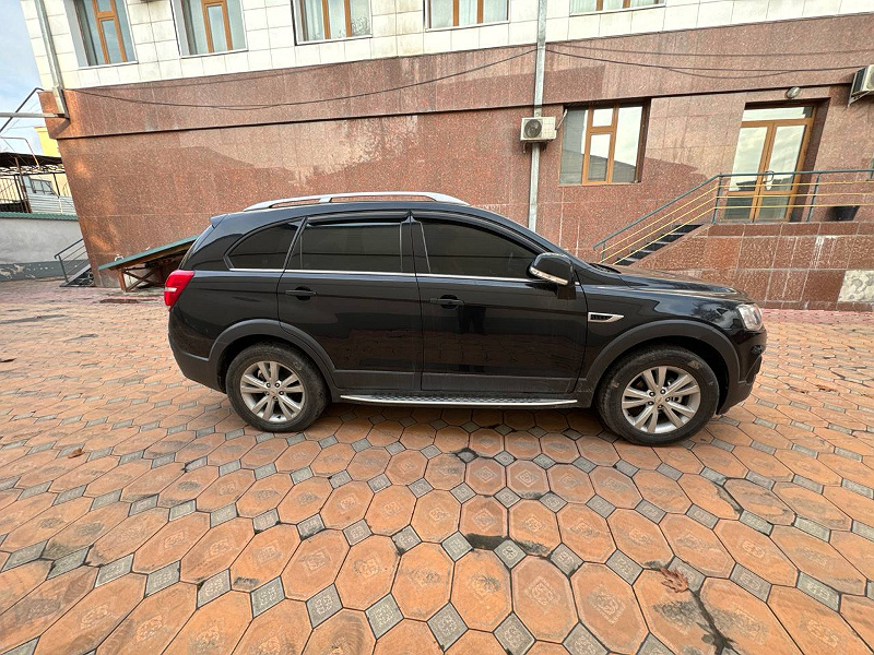 Фото лота: CHEVROLET CAPTIVA, фото 7 из 11