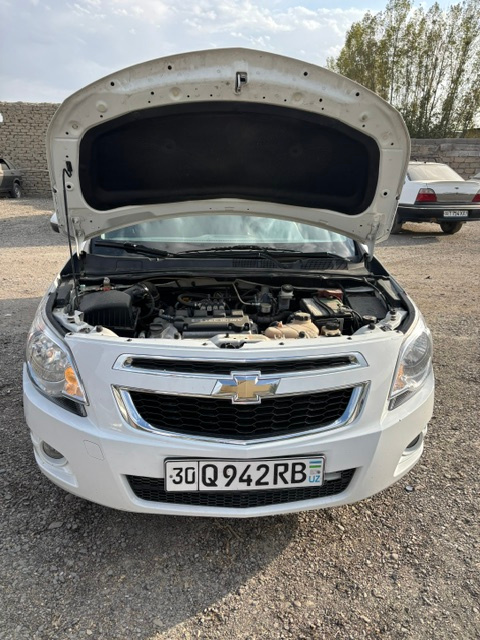 Фото лота: CHEVROLET COBALT, фото 8 из 13