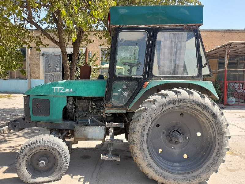 Фото лота: Traktor TT3-80.10, фото 6 из 7