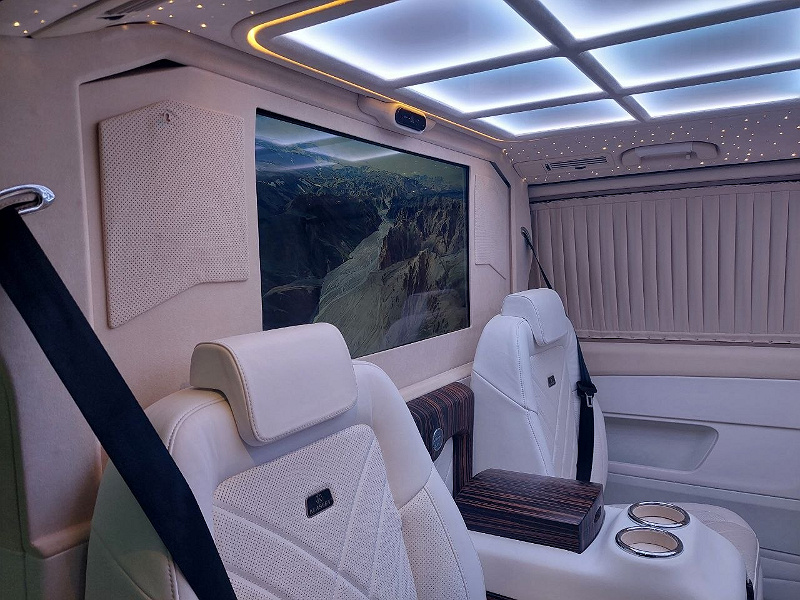 Фото лота: Mersedes Benz V Klass V300D, фото 8 из 20