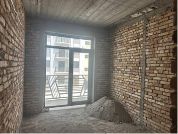 Фото лота: Квартира в многоэтажном доме, фото 2 из 5