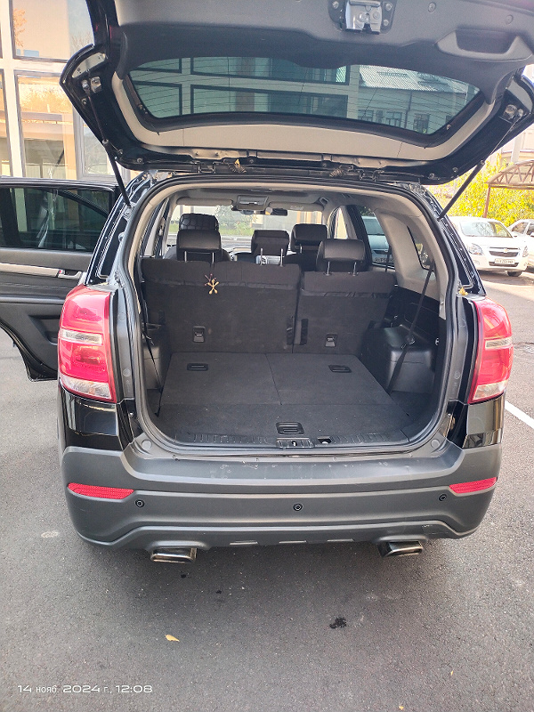 Фото лота: Chevrolet Captiva, фото 8 из 9