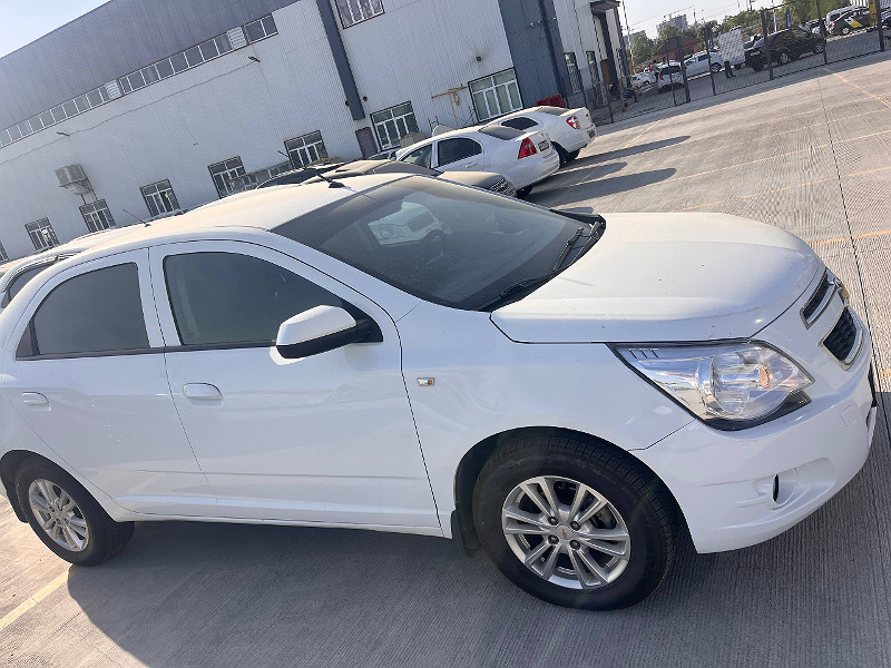 Фото лота: CHEVROLET COBALT, фото 4 из 9
