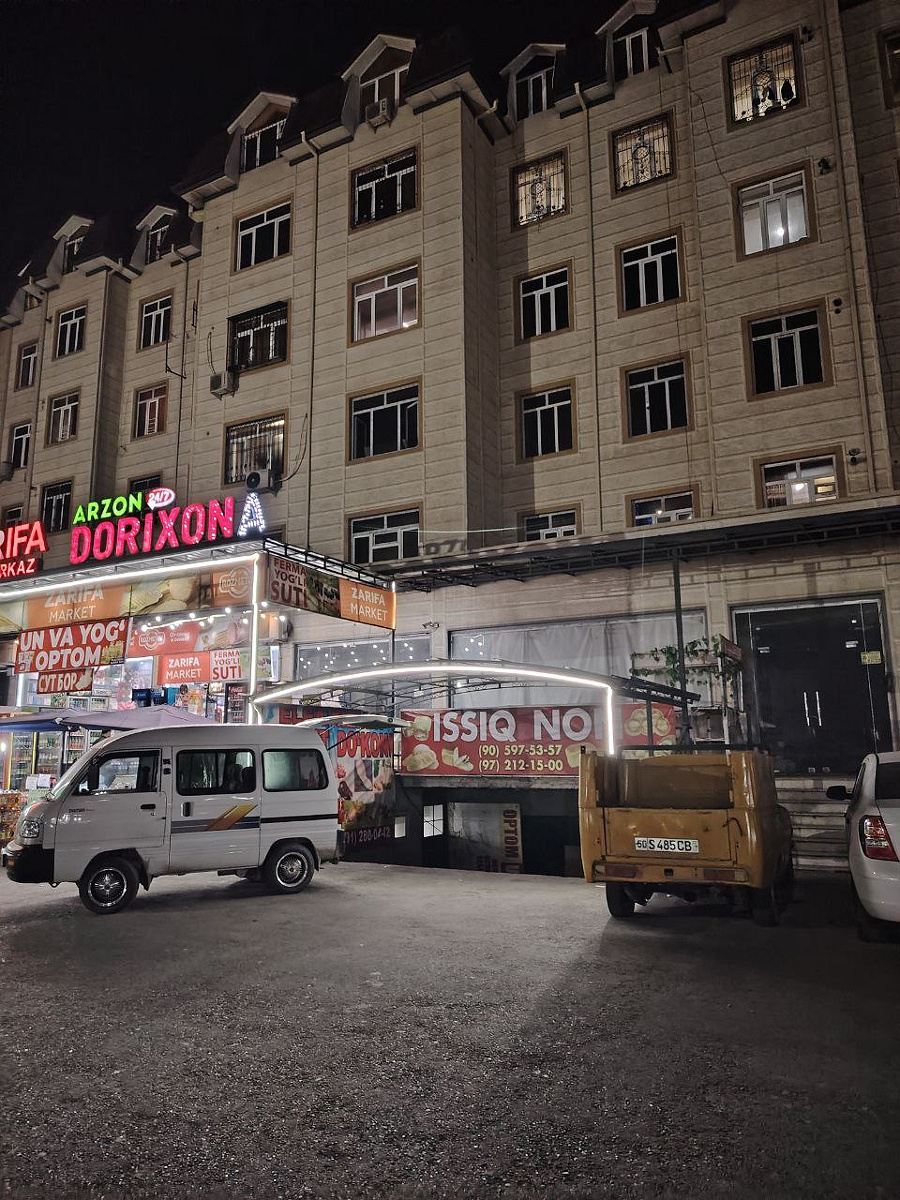 Ko'p qavatli uydagi xonadon