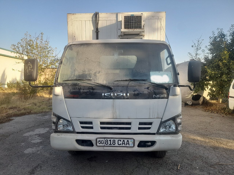 Фото лота: ISUZU SAZ NQR 71RL, фото 1 из 9