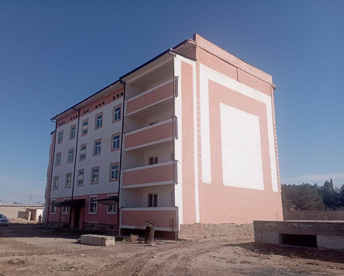 Ko`p qavatli uydagi xonadon