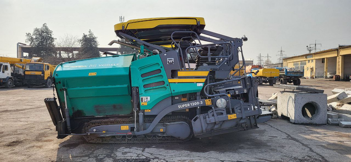 VOGELE SUPER 1300-3