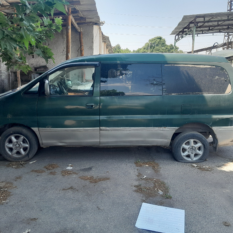 Фото лота: HYUNDAI STAREX, фото 7 из 12